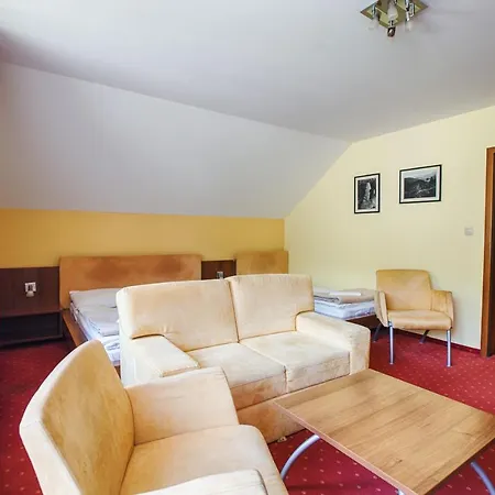 - Slovensky Raj Apartment *