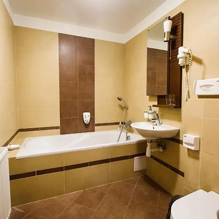 - Slovensky Raj Apartment *