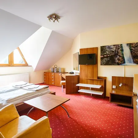 - Slovensky Raj Apartment