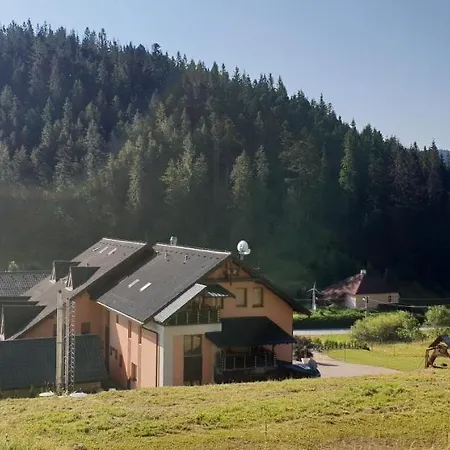 - Slovensky Raj Apartment